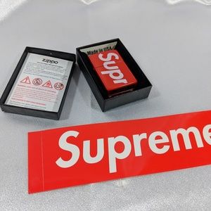 Supreme Zippo SS18 new unused